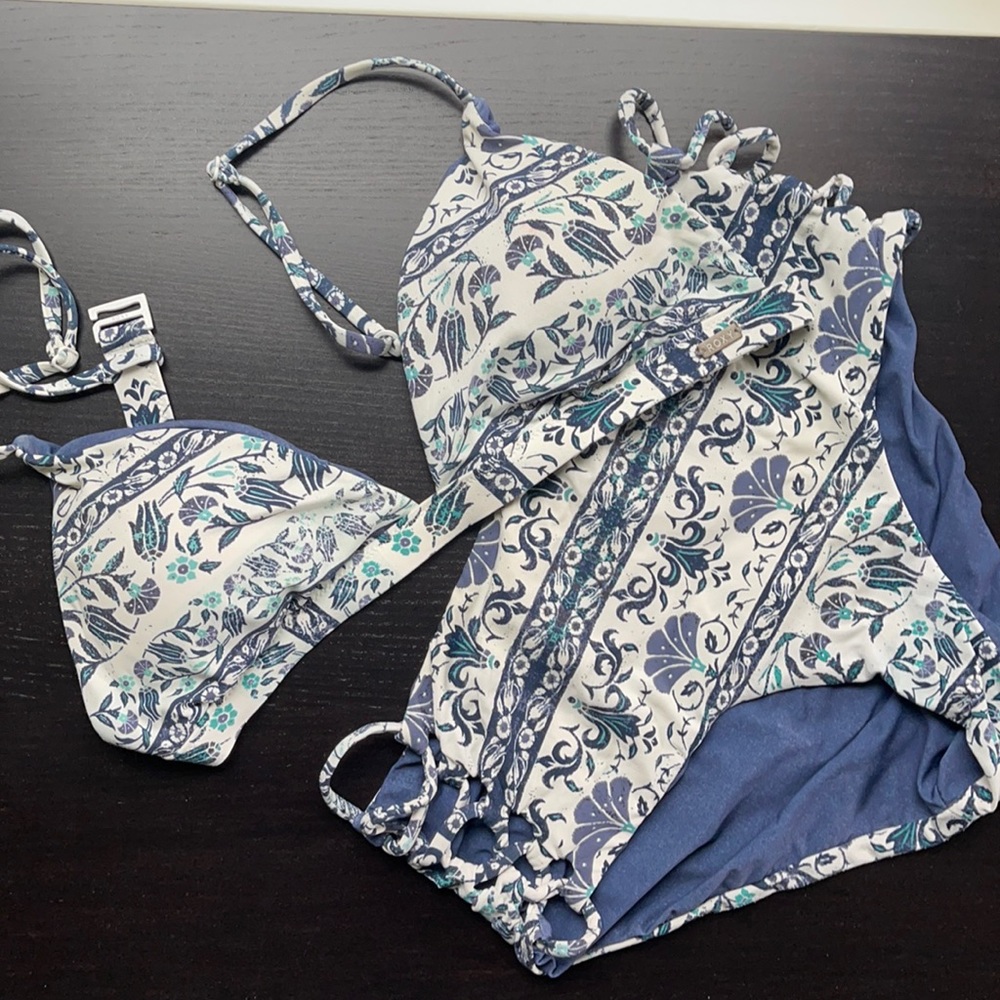Reversible Roxy High Waist Bikini
